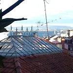 Tonic Flat Lisboa