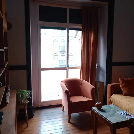 Tonic Flat Lisbon